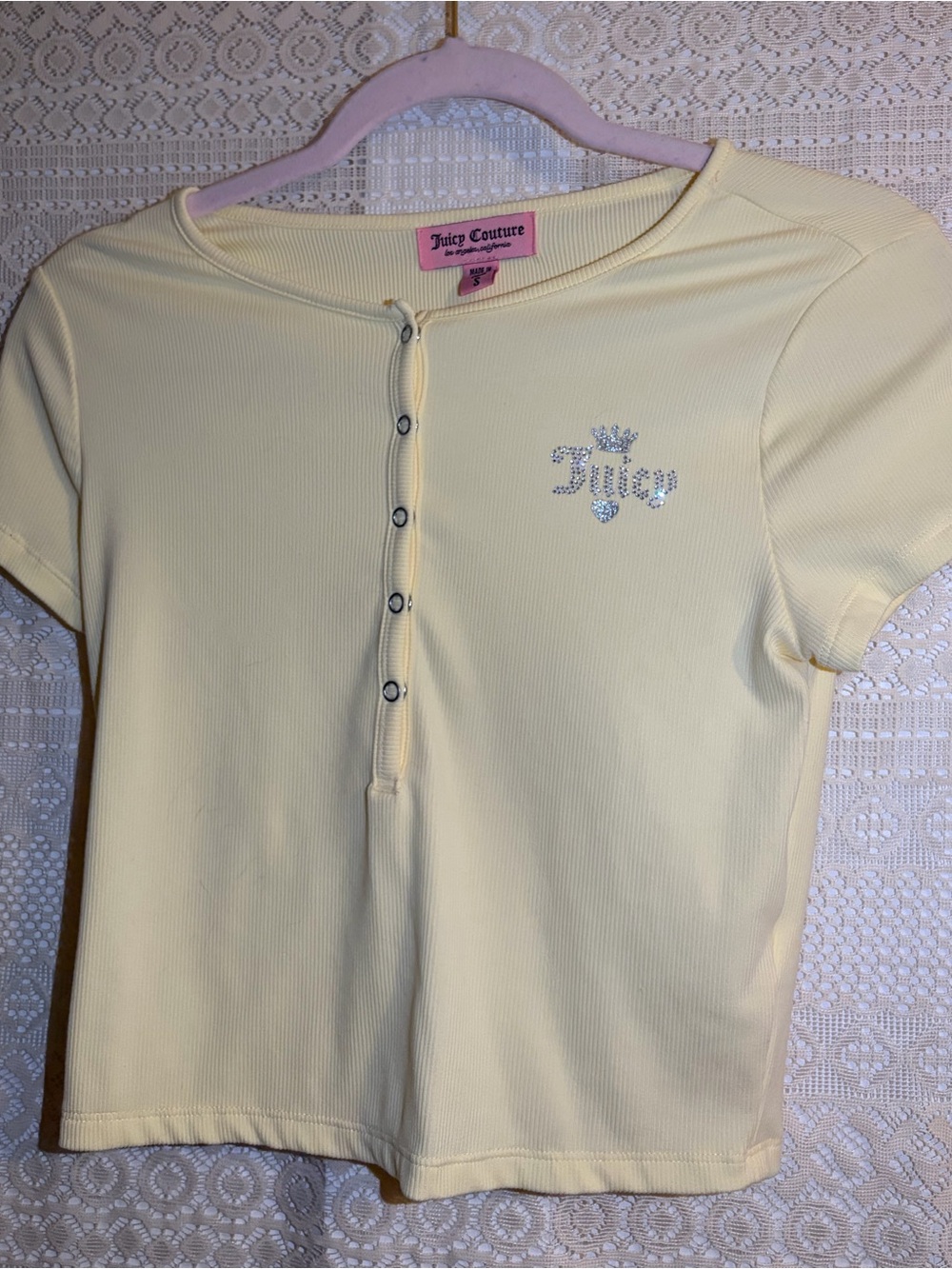 juicy couture baby tee 💛